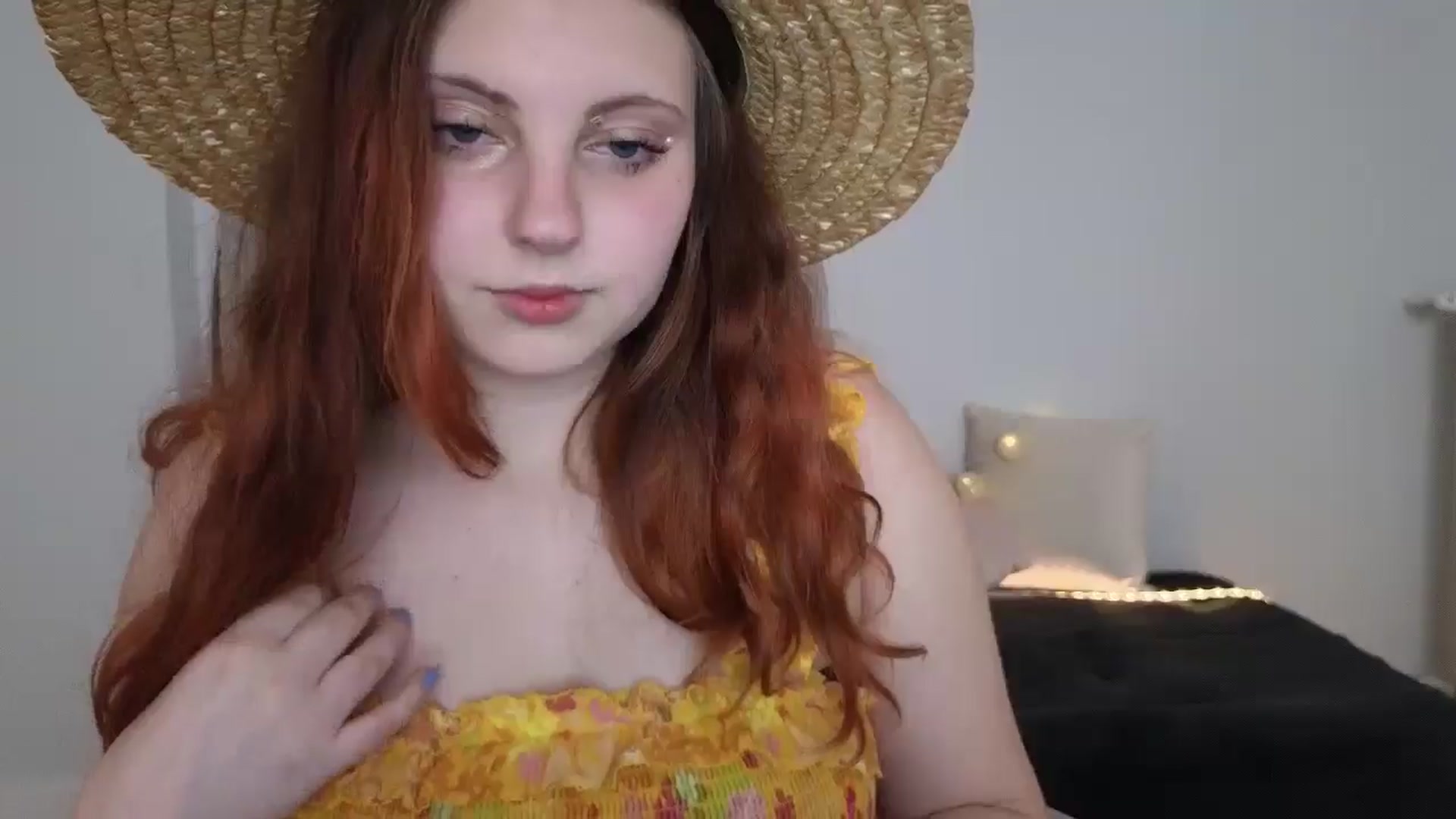 Gallery image thumbnail from Mefistaa's myfreecams stream on, 06/07/2025, 13:14 image 11 of 20