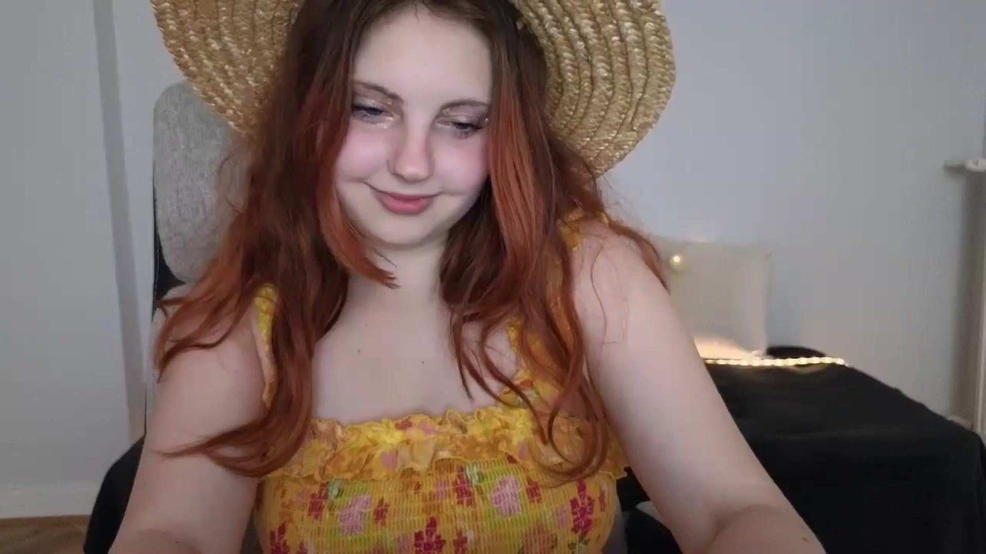 Gallery image thumbnail from Mefistaa's myfreecams stream on, 06/07/2025, 14:31 image 9 of 20