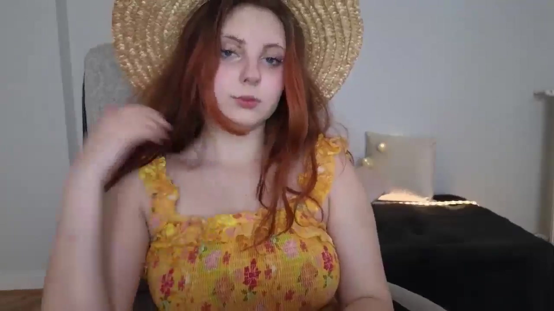 Gallery image thumbnail from Mefistaa's myfreecams stream on, 06/07/2025, 14:31 image 2 of 20