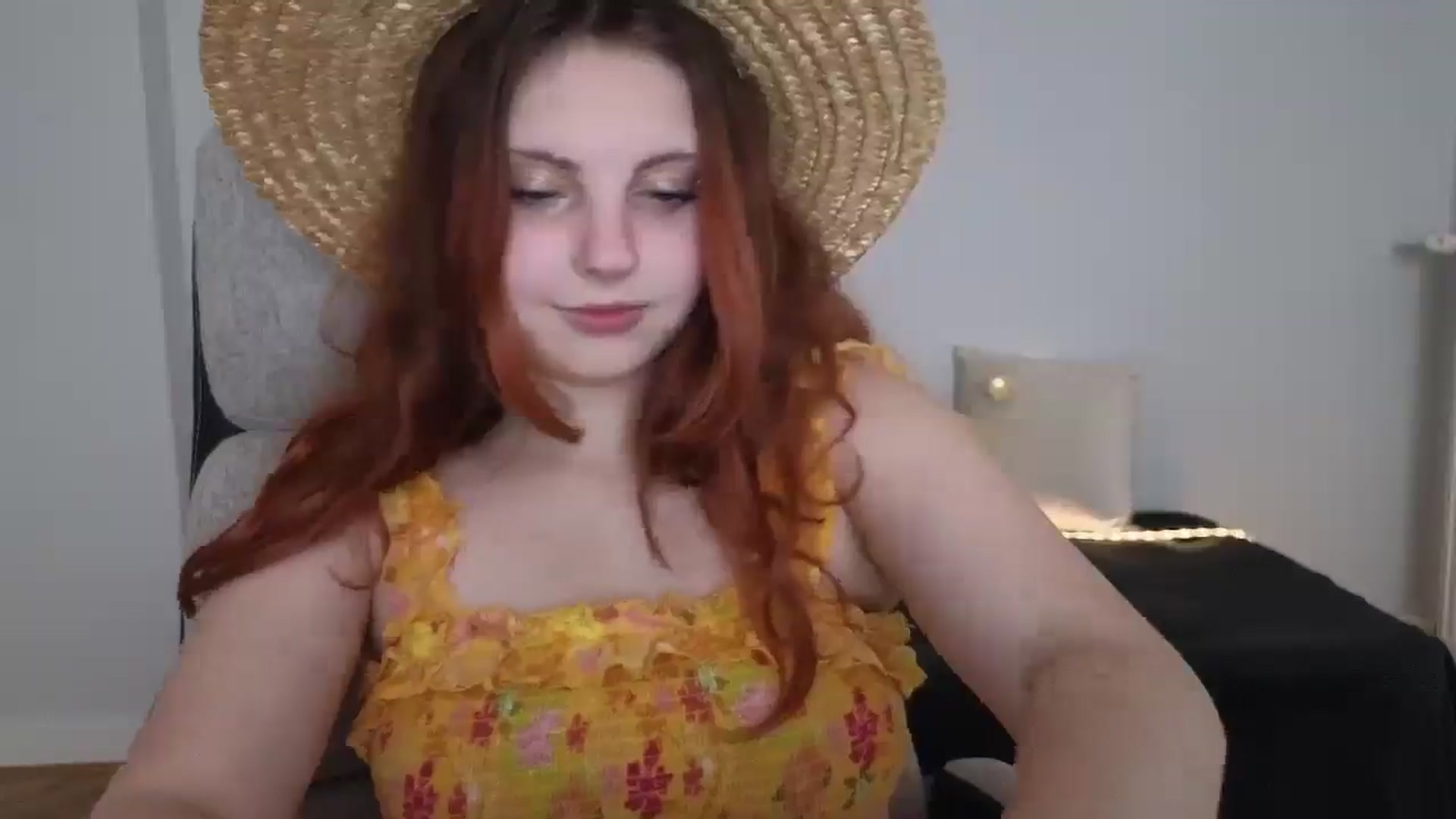 Gallery image thumbnail from Mefistaa's myfreecams stream on, 06/07/2025, 14:31 image 16 of 20