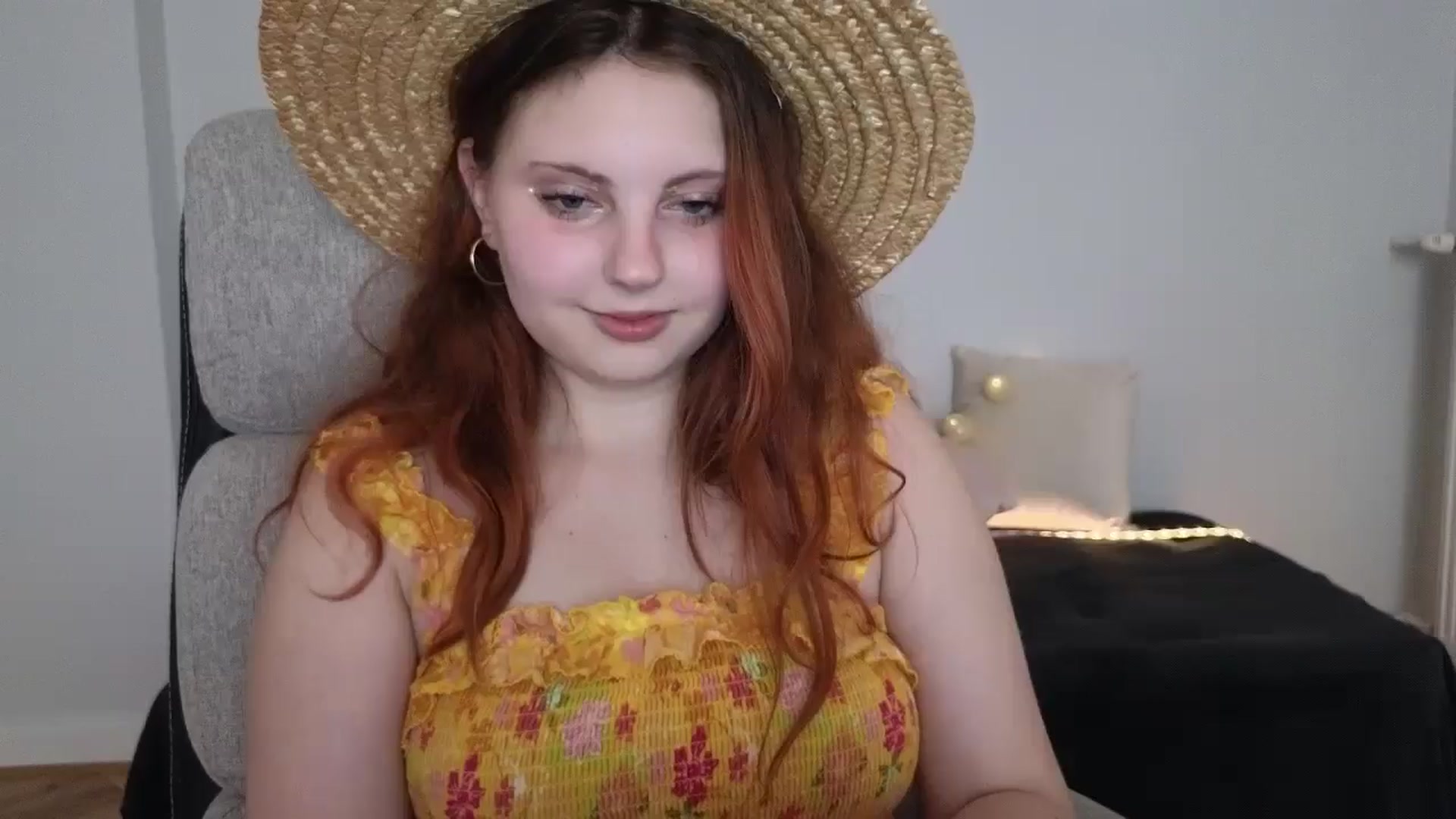 Gallery image thumbnail from Mefistaa's myfreecams stream on, 06/07/2025, 14:31 image 20 of 20