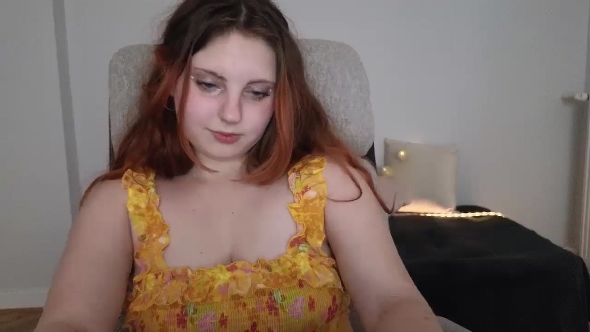 Gallery image thumbnail from Mefistaa's myfreecams stream on, 06/07/2025, 15:25 image 17 of 20
