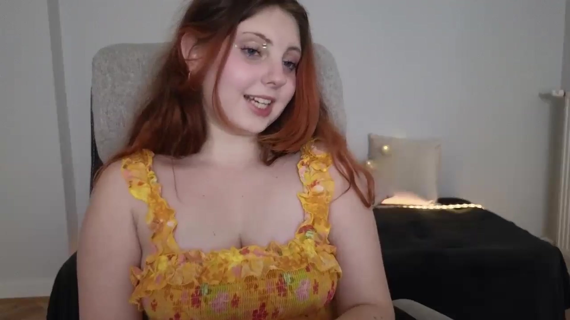 Gallery image thumbnail from Mefistaa's myfreecams stream on, 06/07/2025, 15:25 image 14 of 20