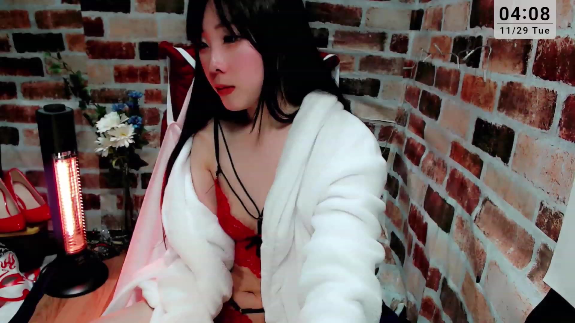 Gallery image thumbnail from Meg_s2's myfreecams stream on, 11/29/2022, 12:33 image 3 of 20