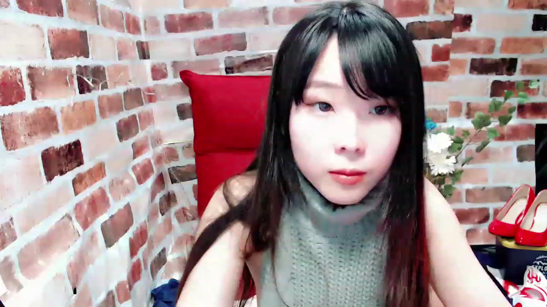 Gallery image thumbnail from Meg_s2's myfreecams stream on, 12/01/2022, 10:47 image 2 of 20