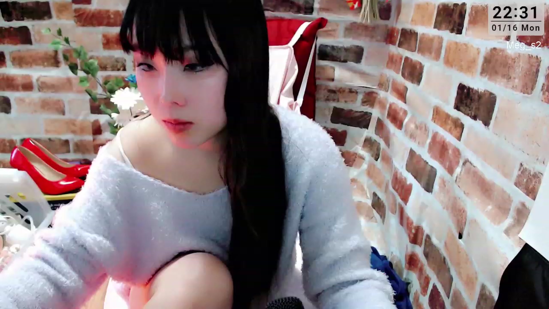 Gallery image thumbnail from Meg_s2's myfreecams stream on, 01/17/2023, 06:41 image 12 of 20