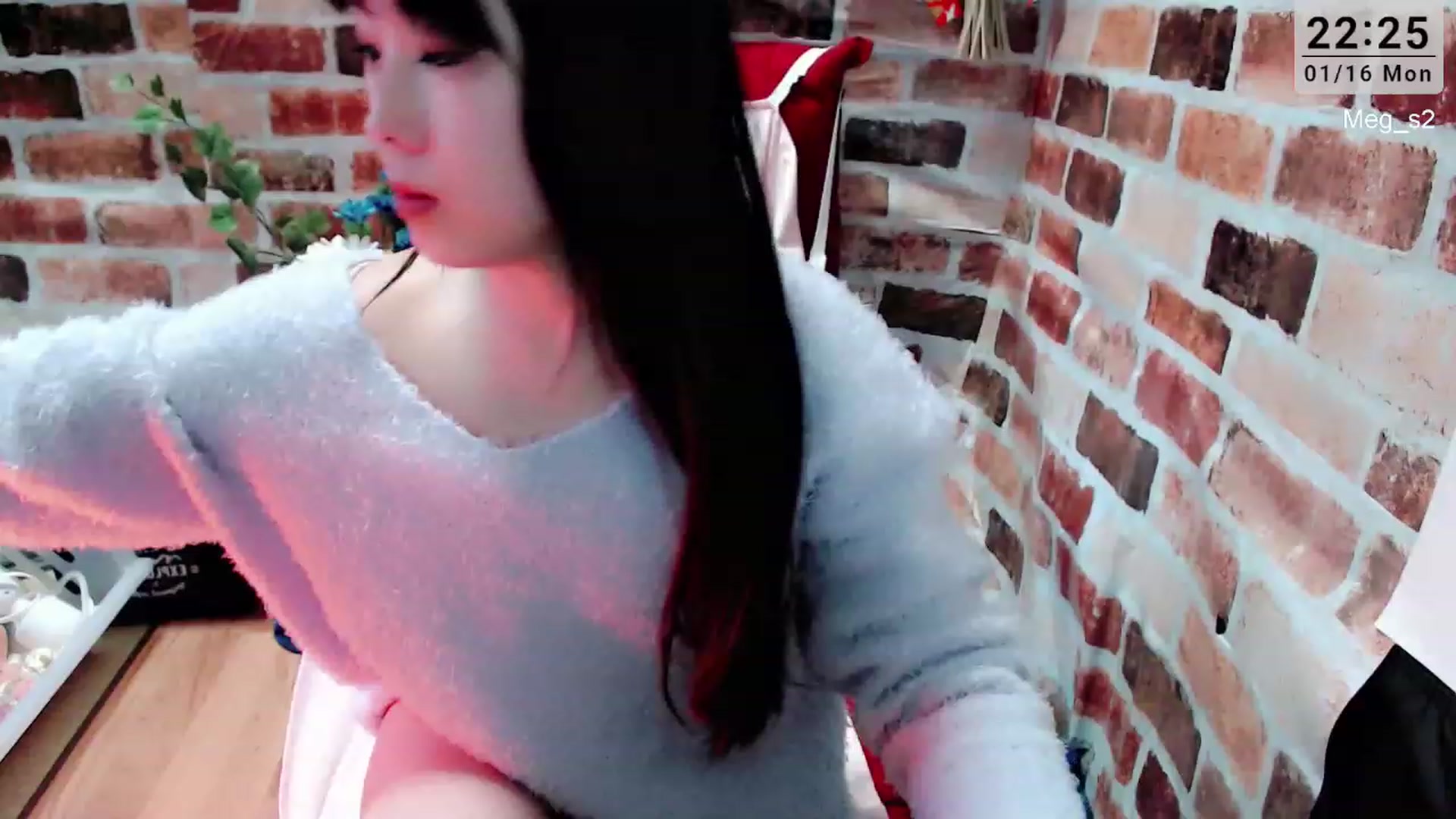 Gallery image thumbnail from Meg_s2's myfreecams stream on, 01/17/2023, 06:41 image 6 of 20