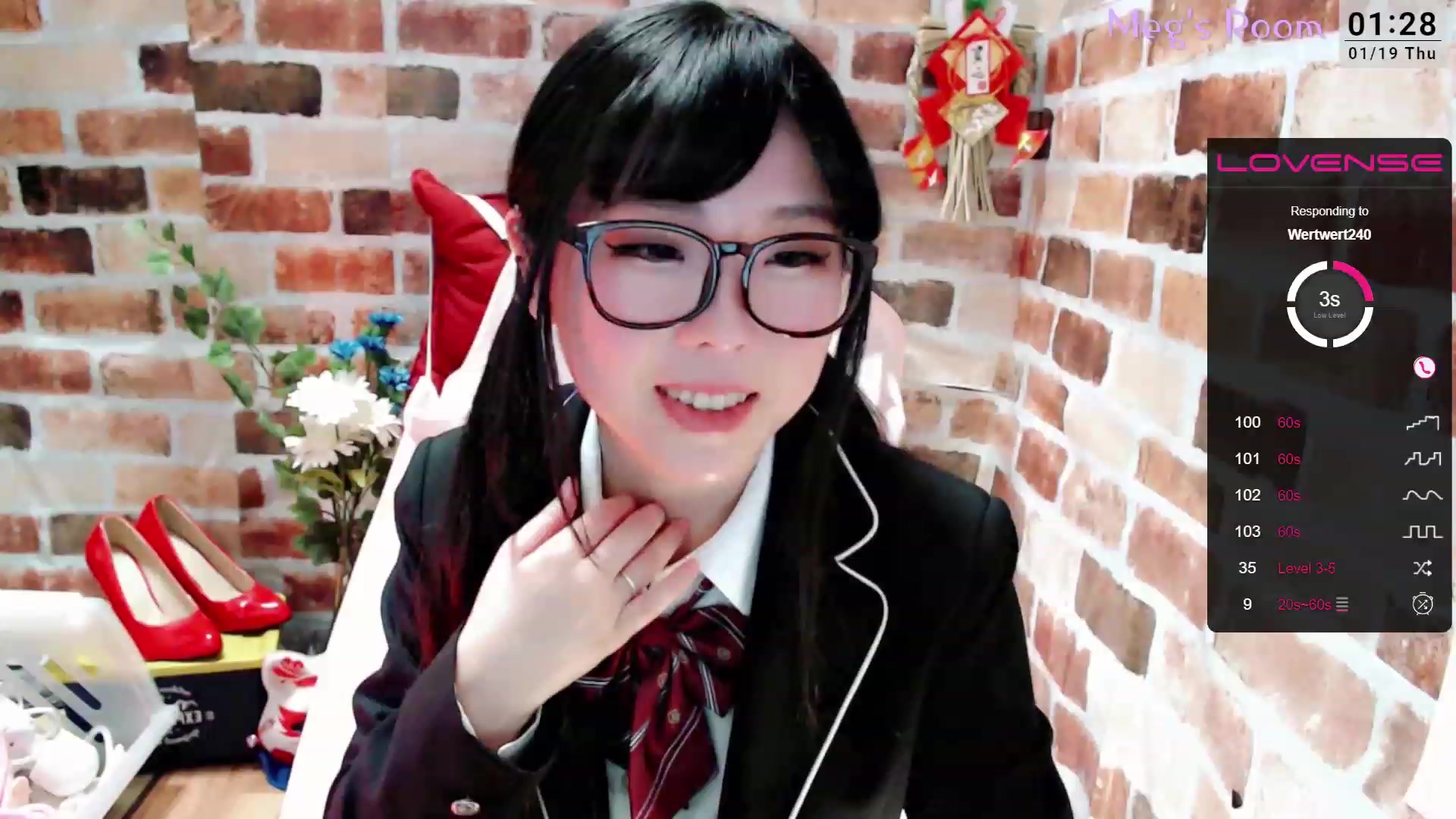 Gallery image thumbnail from Meg_s2's myfreecams stream on, 01/19/2023, 09:58 image 14 of 20
