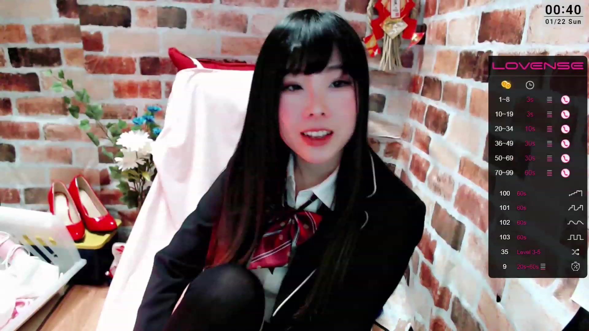 Gallery image thumbnail from Meg_s2's myfreecams stream on, 01/22/2023, 10:09 image 2 of 20