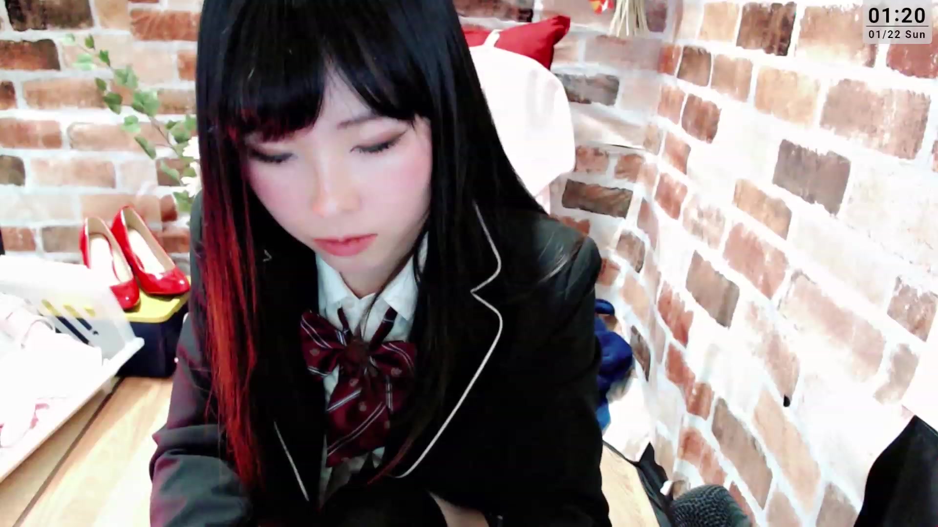 Gallery image thumbnail from Meg_s2's myfreecams stream on, 01/22/2023, 10:09 image 11 of 20