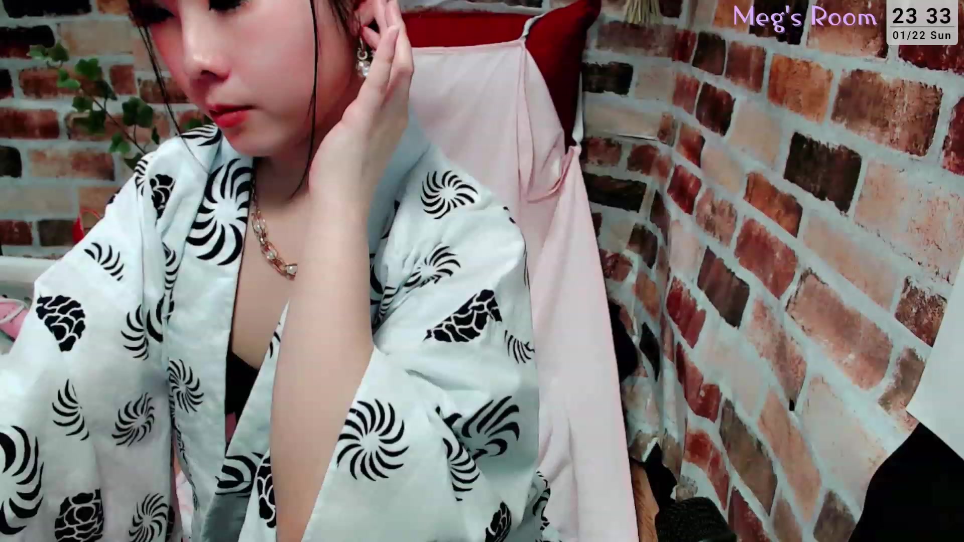 Gallery image thumbnail from Meg_s2's myfreecams stream on, 01/23/2023, 08:19 image 3 of 20