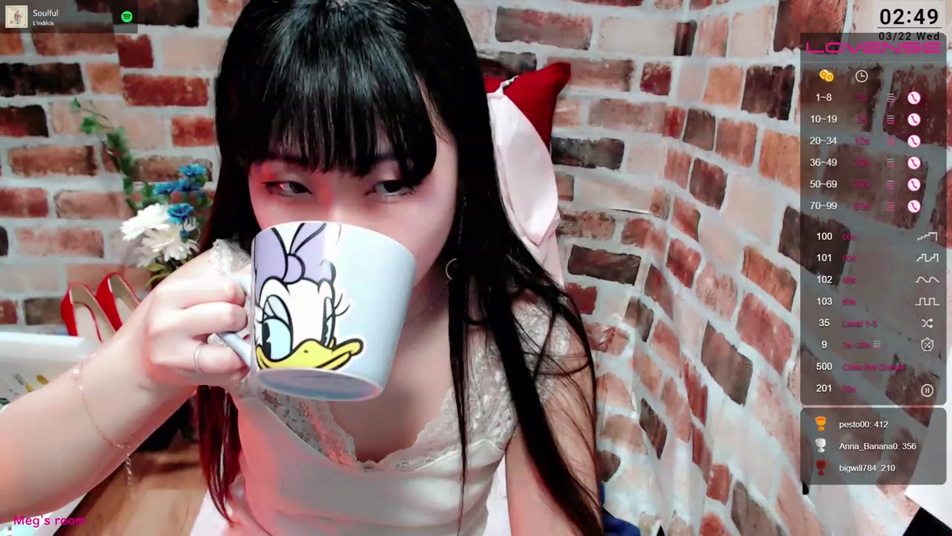 Gallery image thumbnail from Meg_s2's myfreecams stream on, 03/22/2023, 10:13 image 14 of 20
