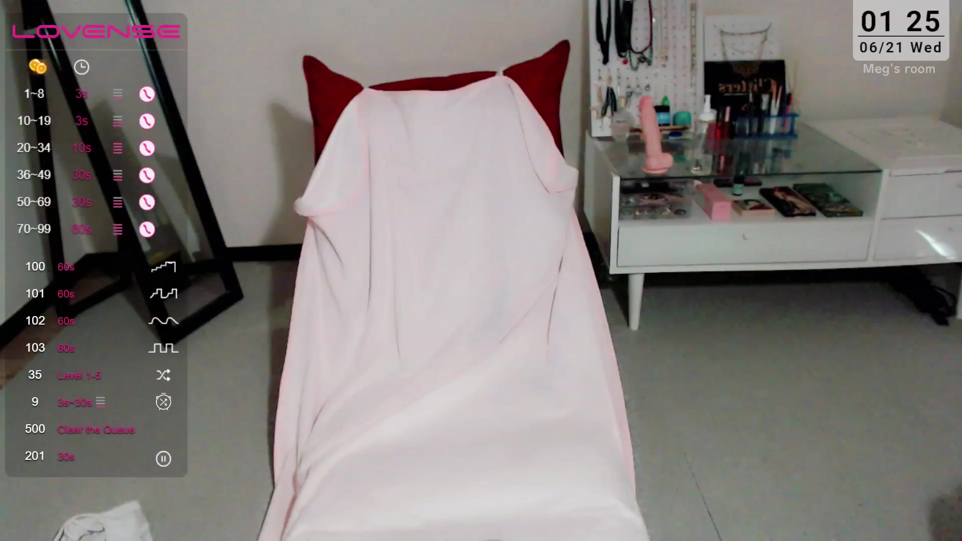 Gallery image thumbnail from Meg_s2's myfreecams stream on, 06/21/2023, 08:32 image 11 of 20