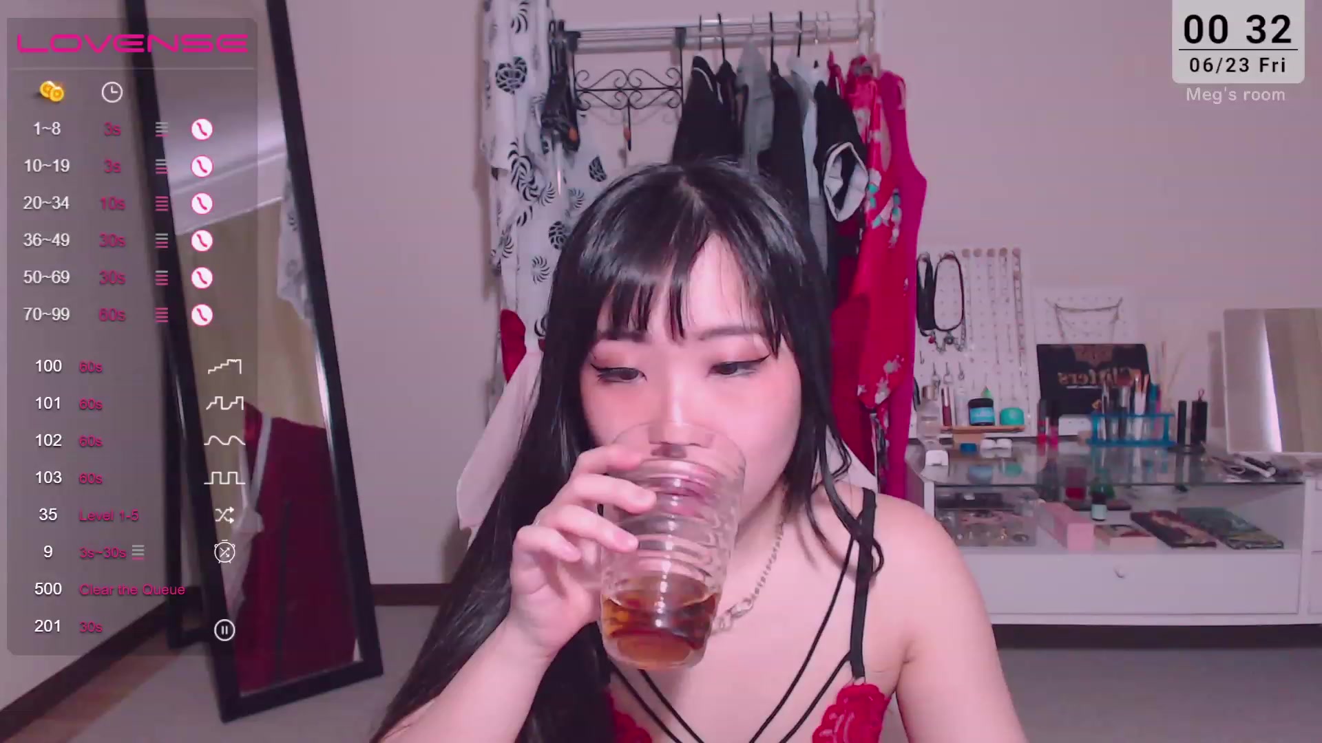 Gallery image thumbnail from Meg_s2's myfreecams stream on, 06/23/2023, 07:42 image 16 of 20