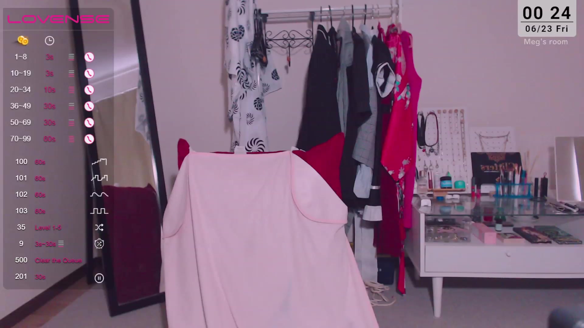 Gallery image thumbnail from Meg_s2's myfreecams stream on, 06/23/2023, 07:42 image 11 of 20
