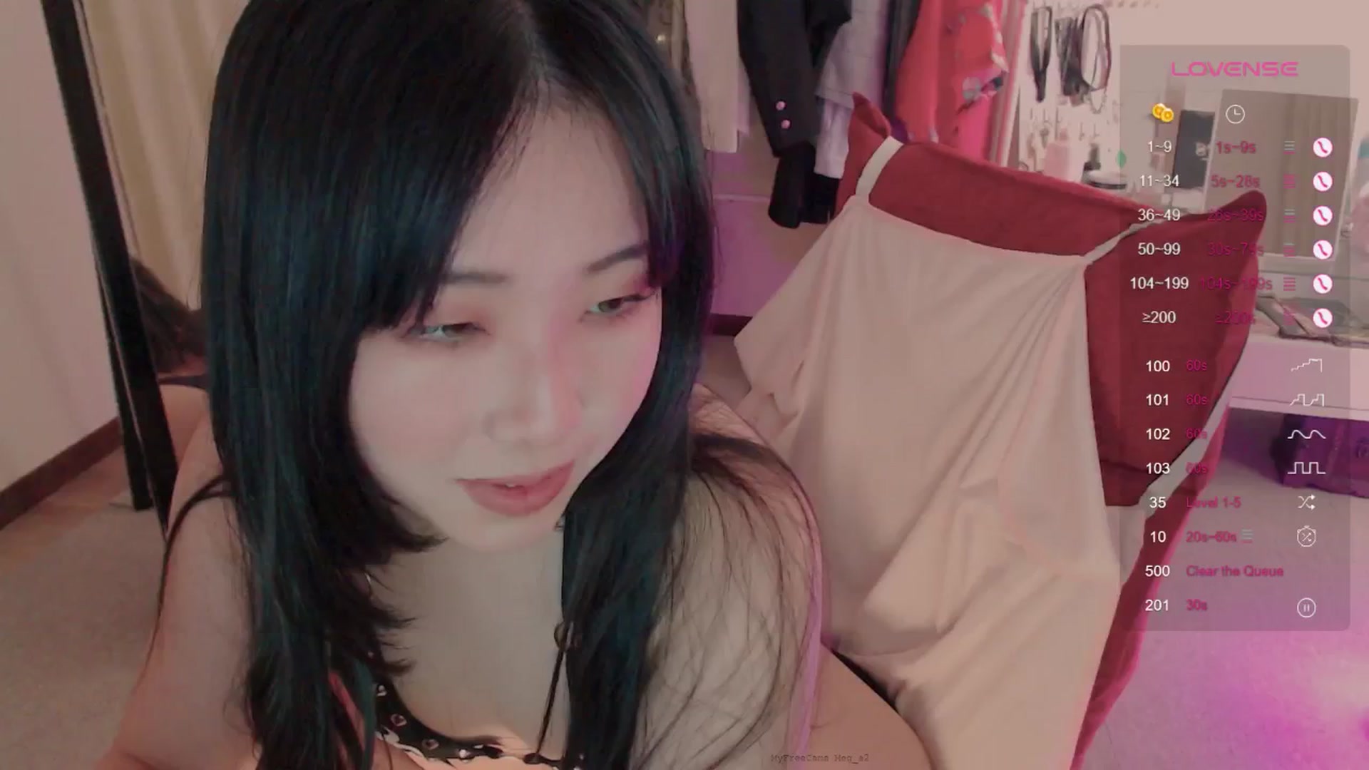 Gallery image thumbnail from Meg_s2's myfreecams stream on, 04/19/2024, 07:28 image 6 of 20
