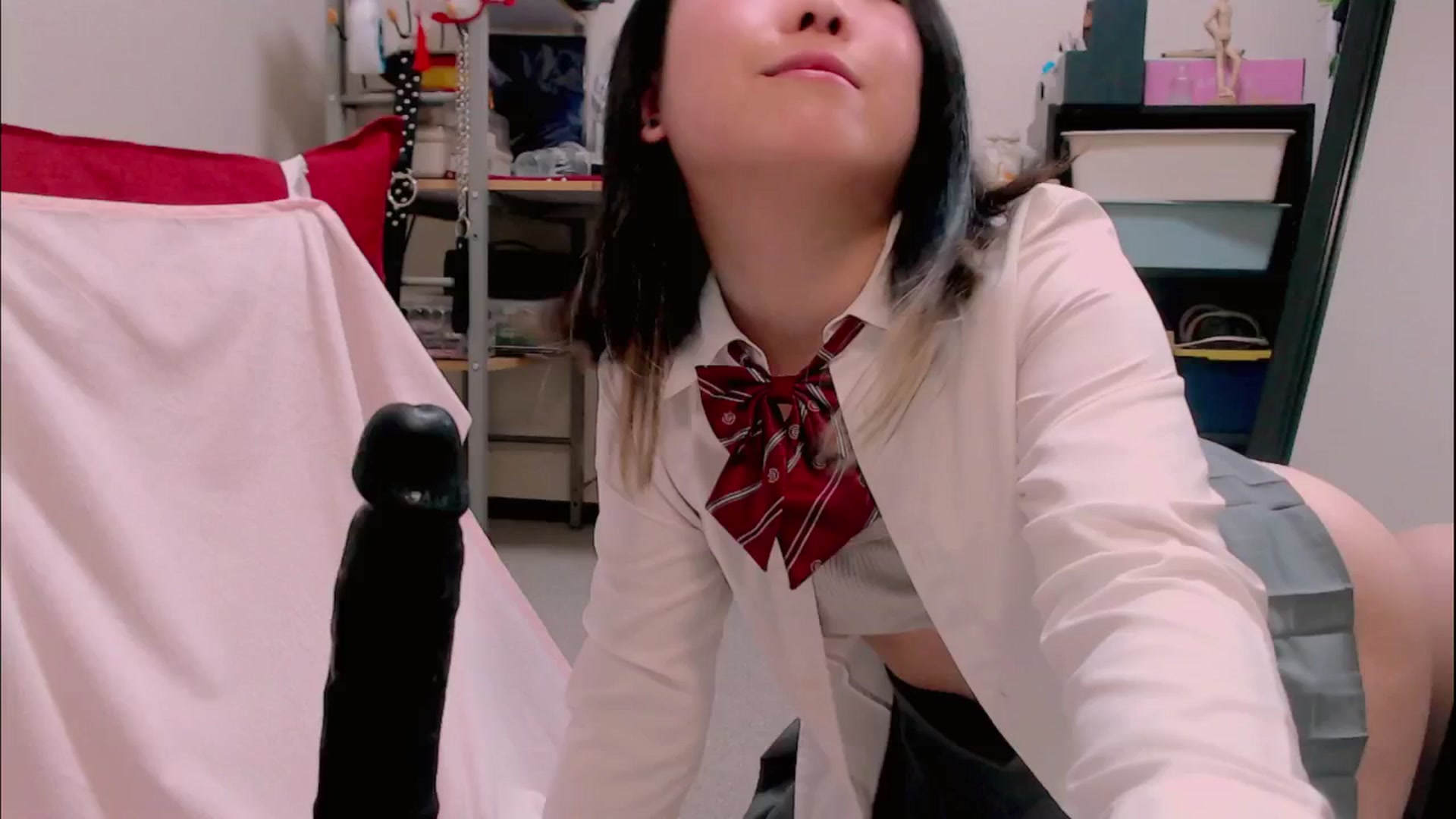 Gallery image thumbnail from Meg_s2's myfreecams stream on, 04/03/2025, 06:44 image 11 of 20