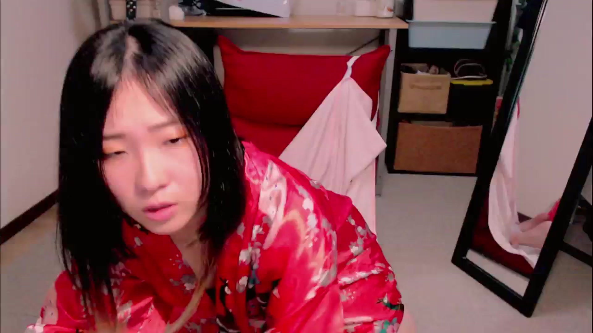 Gallery image thumbnail from Meg_s2's myfreecams stream on, 04/15/2025, 08:24 image 15 of 20