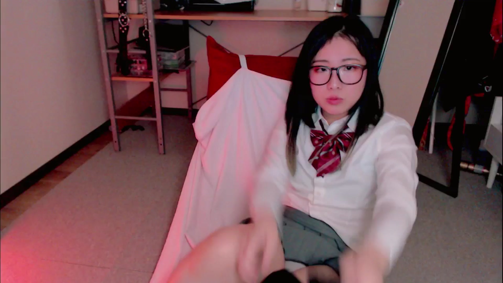 Gallery image thumbnail from Meg_s2's myfreecams stream on, 04/22/2025, 09:05 image 3 of 20