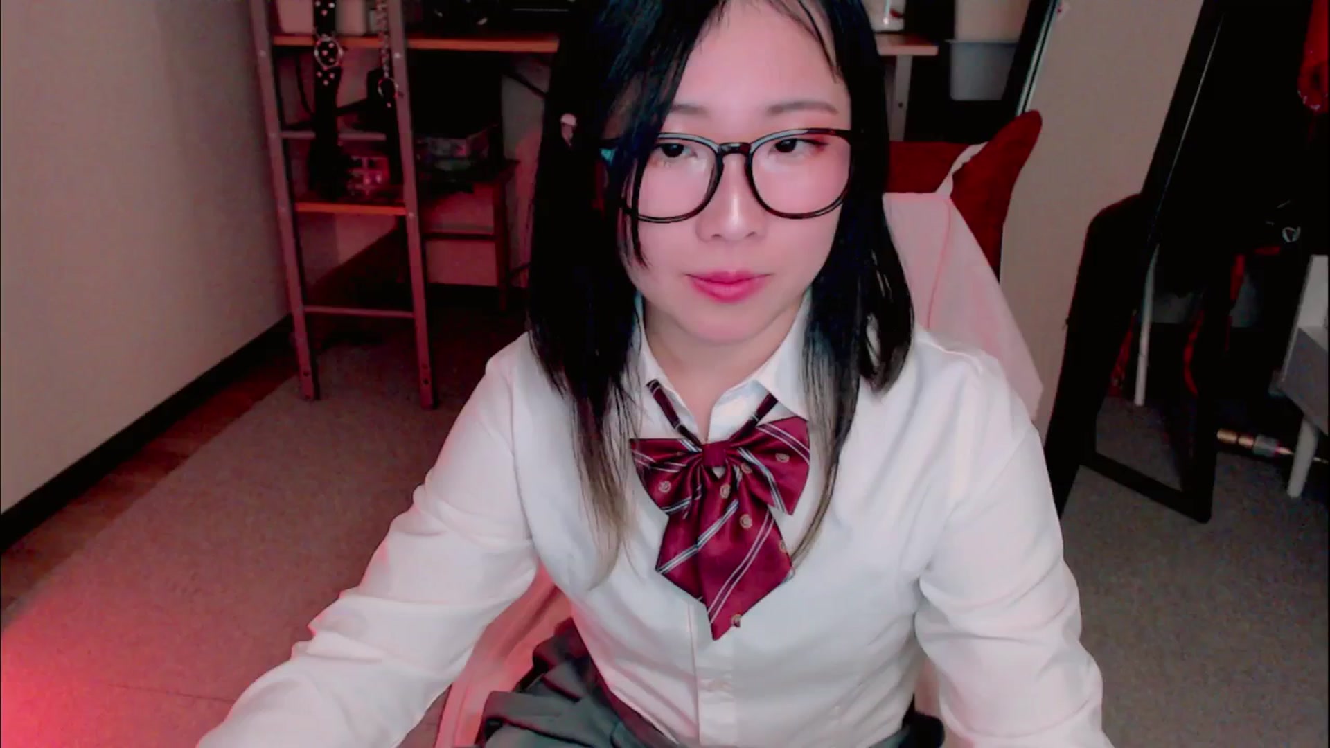 Gallery image thumbnail from Meg_s2's myfreecams stream on, 04/22/2025, 09:05 image 7 of 20