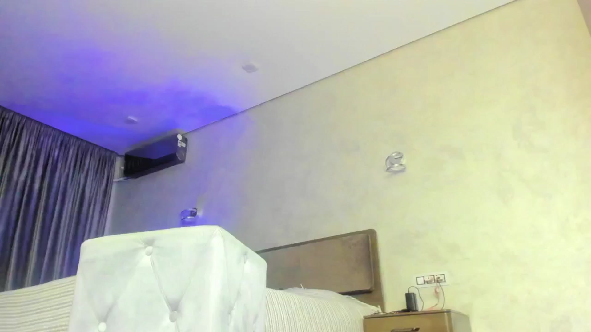 Gallery image thumbnail from MegaK's myfreecams stream on, 05/07/2025, 21:34 image 15 of 20