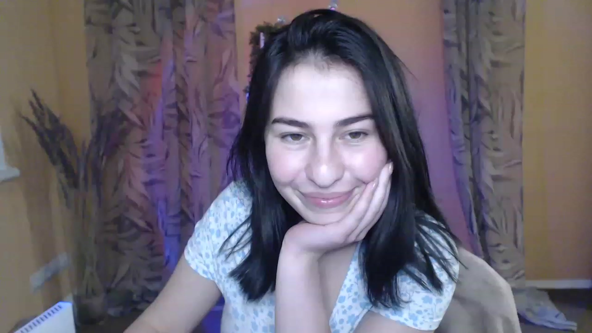 Gallery image thumbnail from MeganFoxxi's myfreecams stream on, 11/25/2022, 18:42 image 8 of 20