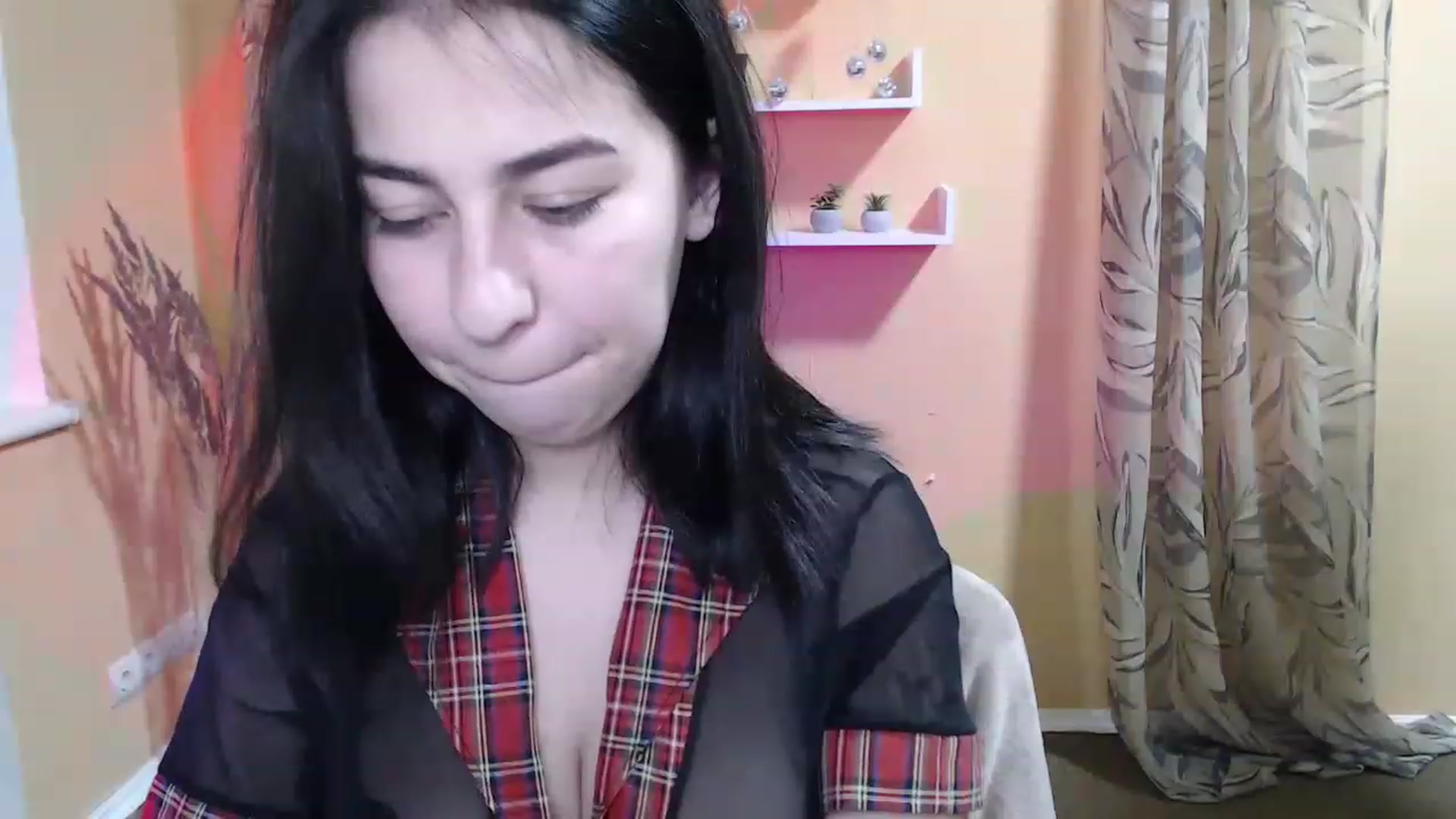 Gallery image thumbnail from MeganFoxxi's myfreecams stream on, 12/01/2022, 08:02 image 18 of 20