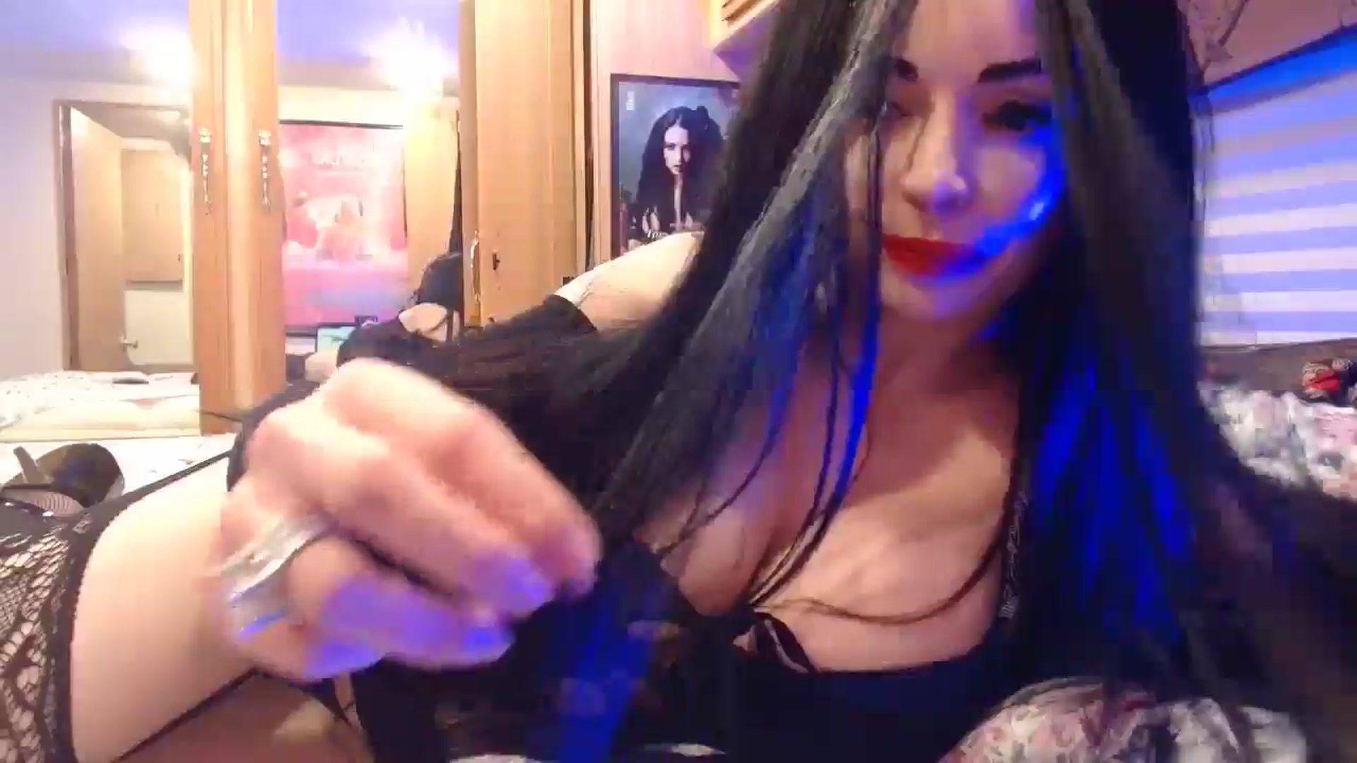 Gallery image thumbnail from MeganFux_'s myfreecams stream on, 05/03/2024, 11:31 image 2 of 20