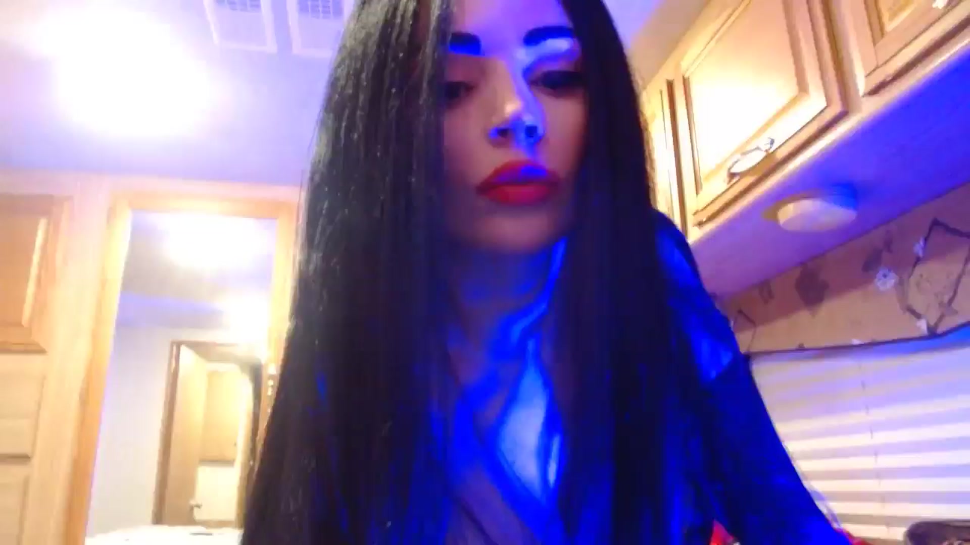 Gallery image thumbnail from MeganFux_'s myfreecams stream on, 05/03/2024, 11:31 image 1 of 20