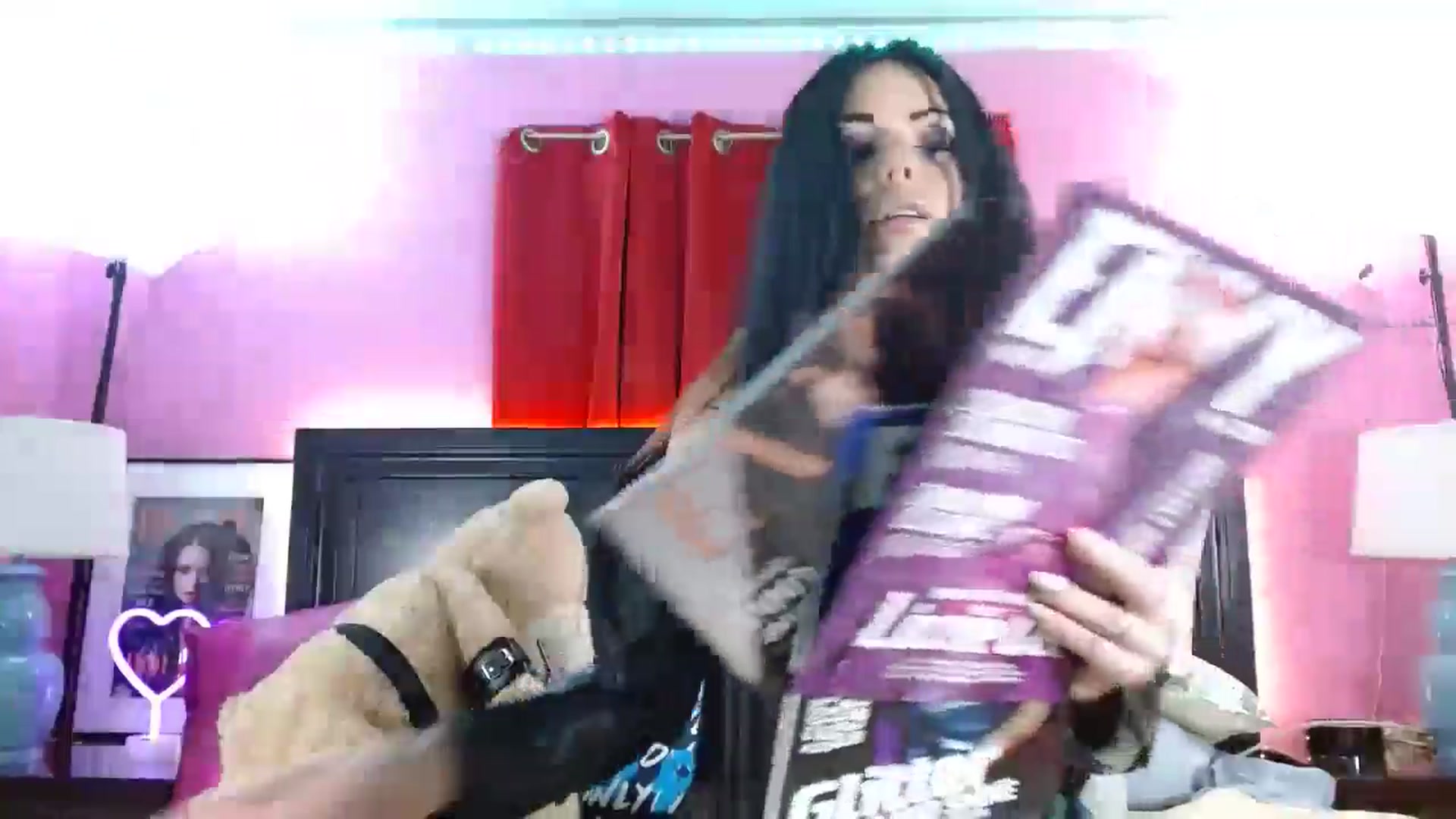 Gallery image thumbnail from MeganFux_'s myfreecams stream on, 07/19/2024, 08:10 image 9 of 20