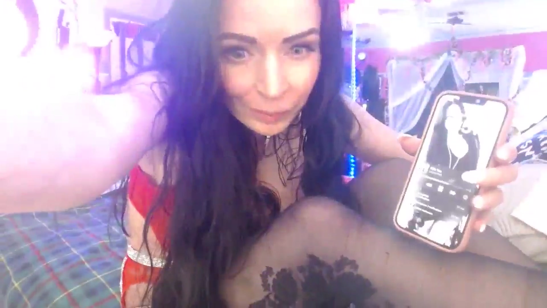 Gallery image thumbnail from MeganFux_'s myfreecams stream on, 12/03/2024, 09:57 image 18 of 20