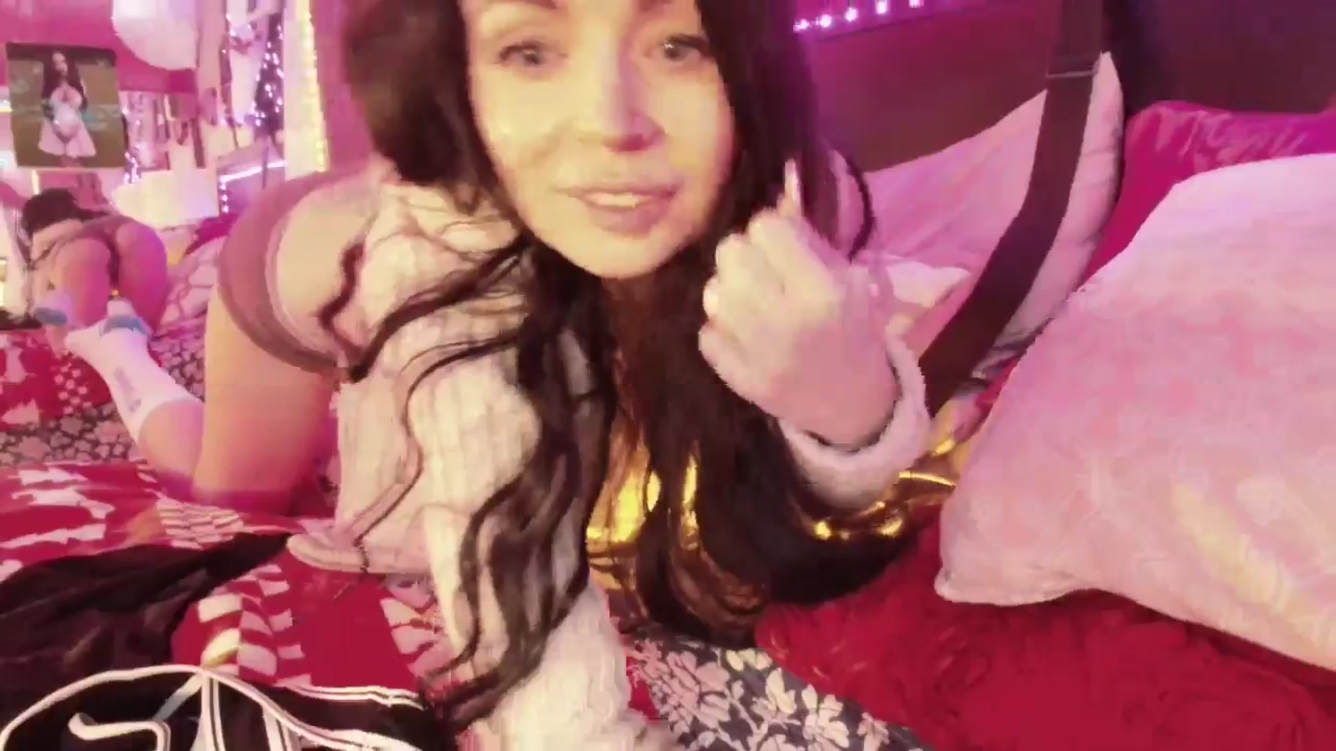 Gallery image thumbnail from MeganFux_'s myfreecams stream on, 01/23/2025, 09:34 image 5 of 20