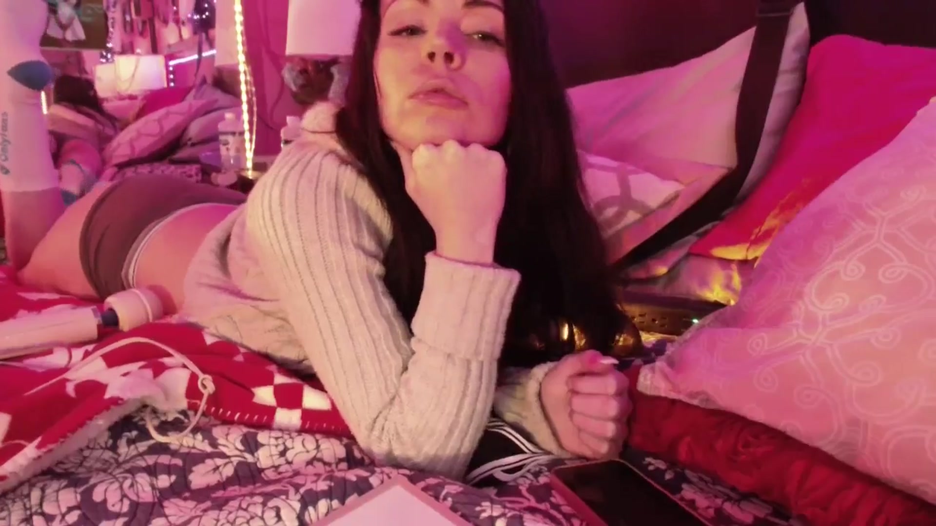 Gallery image thumbnail from MeganFux_'s myfreecams stream on, 01/23/2025, 10:13 image 2 of 20