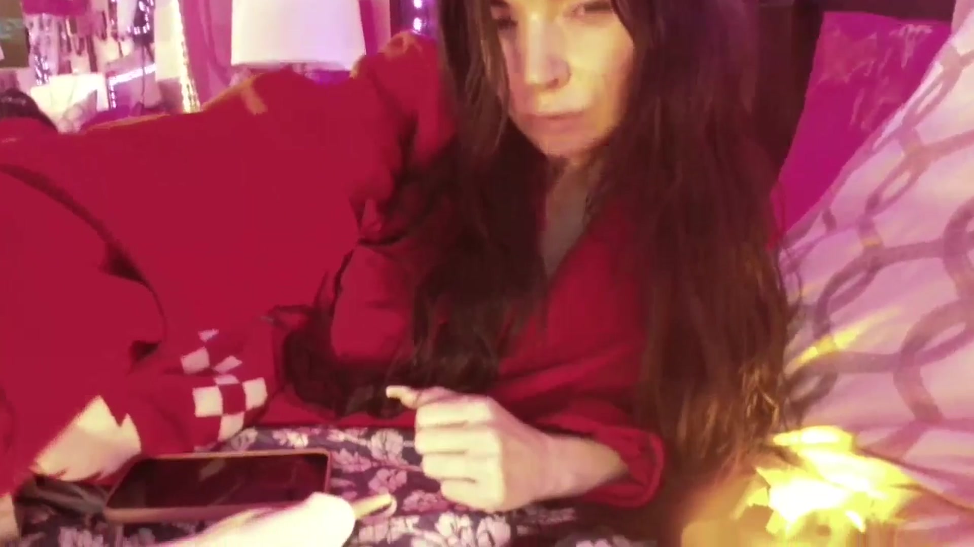Gallery image thumbnail from MeganFux_'s myfreecams stream on, 01/23/2025, 14:06 image 8 of 20