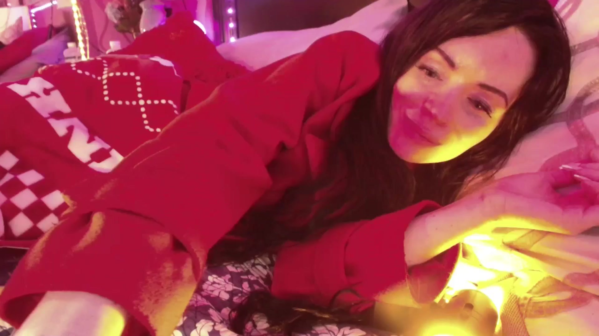 Gallery image thumbnail from MeganFux_'s myfreecams stream on, 01/23/2025, 14:06 image 1 of 20