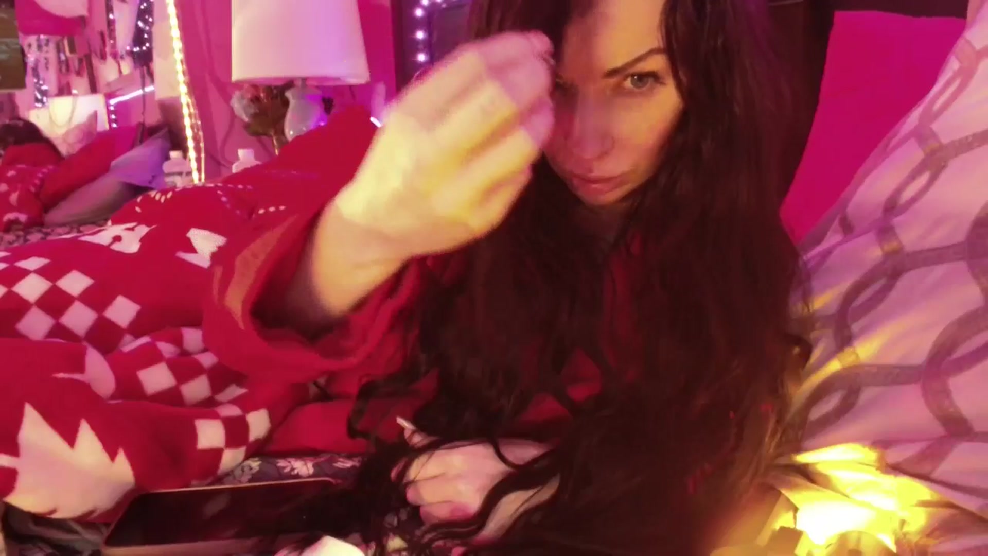 Gallery image thumbnail from MeganFux_'s myfreecams stream on, 01/23/2025, 14:06 image 16 of 20