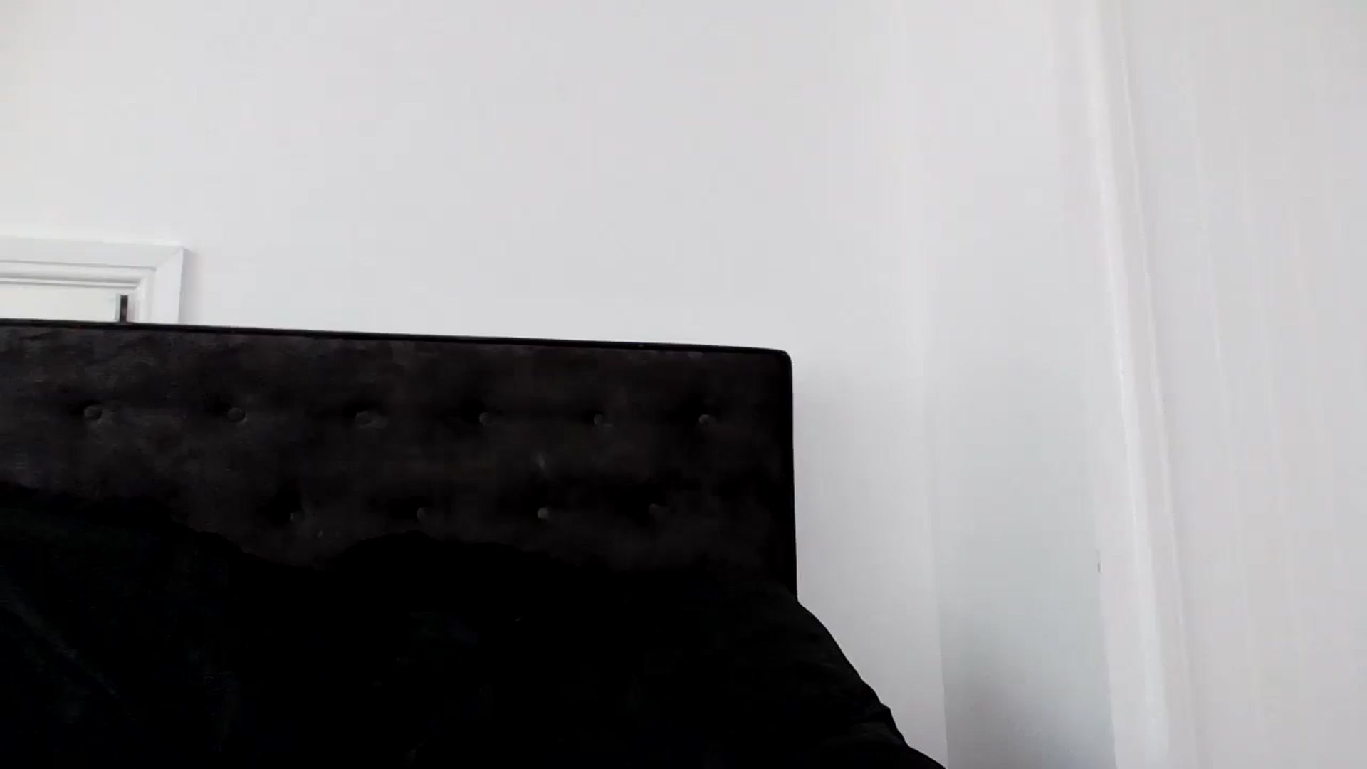 Gallery image thumbnail from MeganMiles's myfreecams stream on, 08/12/2025, 11:04 image 11 of 20
