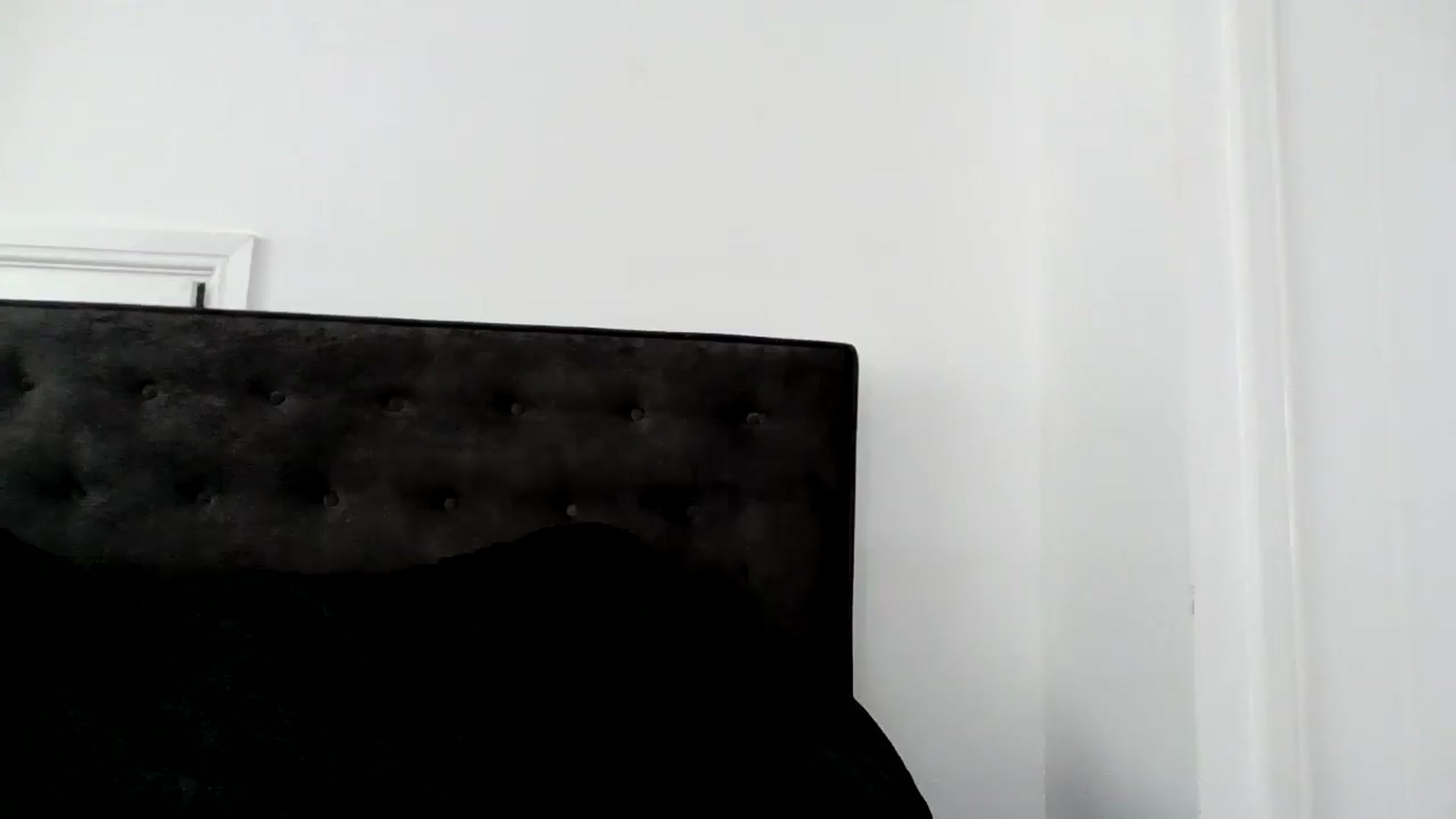 Gallery image thumbnail from MeganMiles's myfreecams stream on, 08/19/2025, 12:59 image 12 of 20