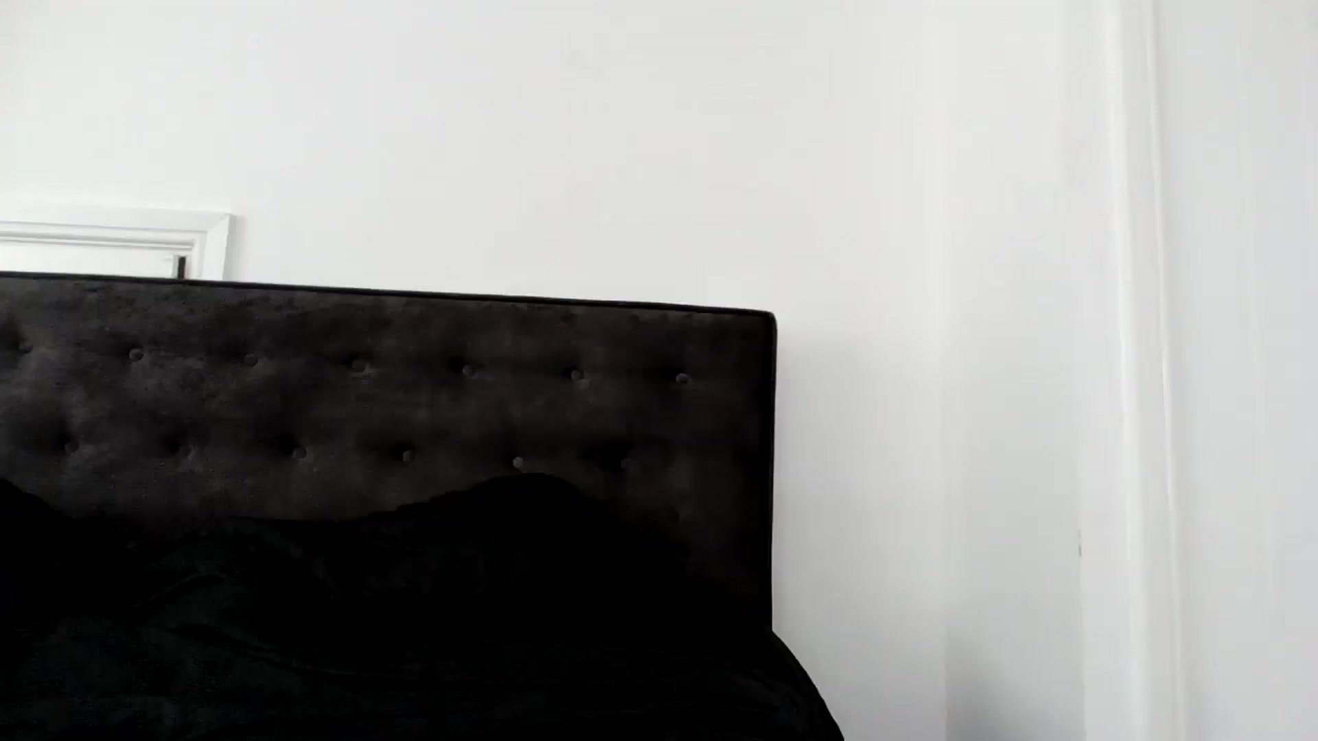 Gallery image thumbnail from MeganMiles's myfreecams stream on, 08/19/2025, 12:59 image 14 of 20