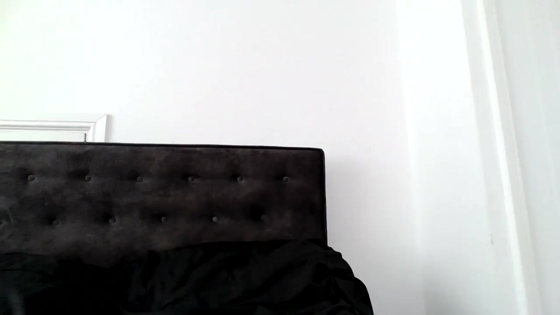 Gallery image thumbnail from MeganMiles's myfreecams stream on, 08/26/2025, 14:18 image 4 of 20