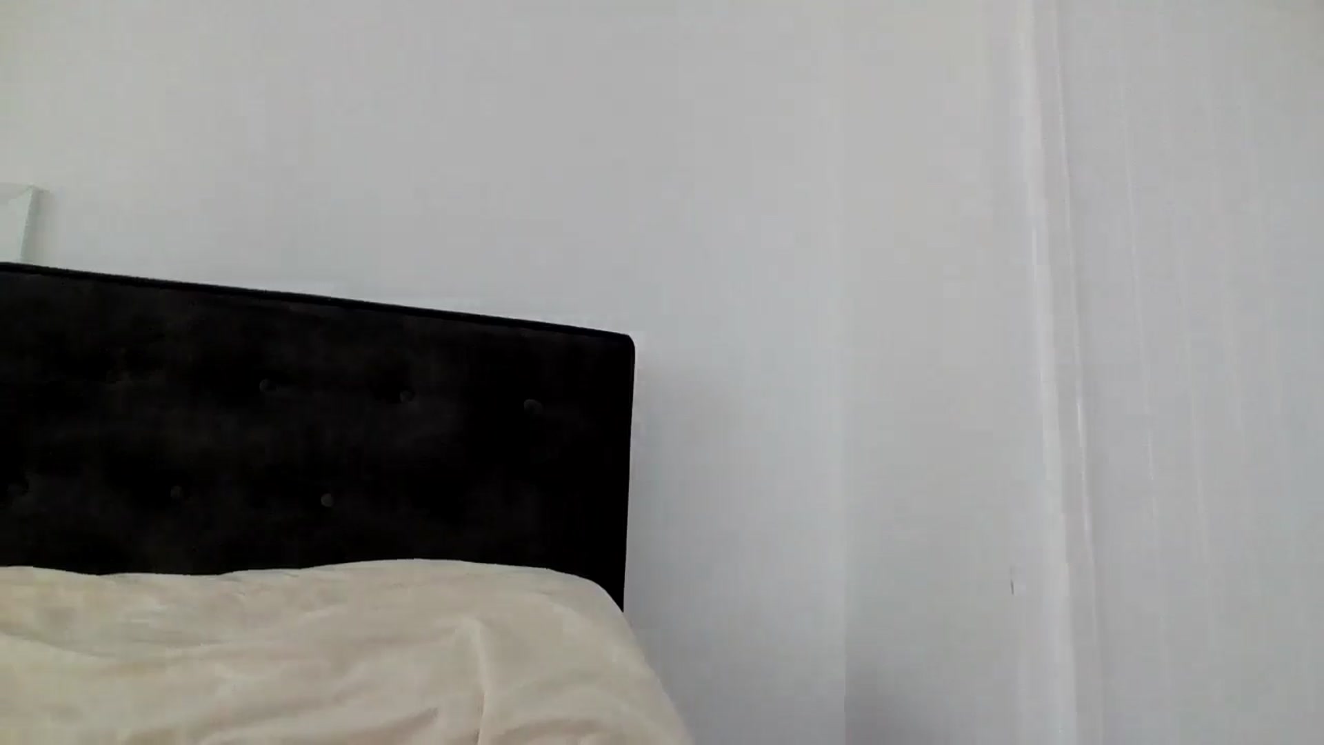 Gallery image thumbnail from MeganMiles's myfreecams stream on, 08/31/2025, 11:45 image 15 of 20
