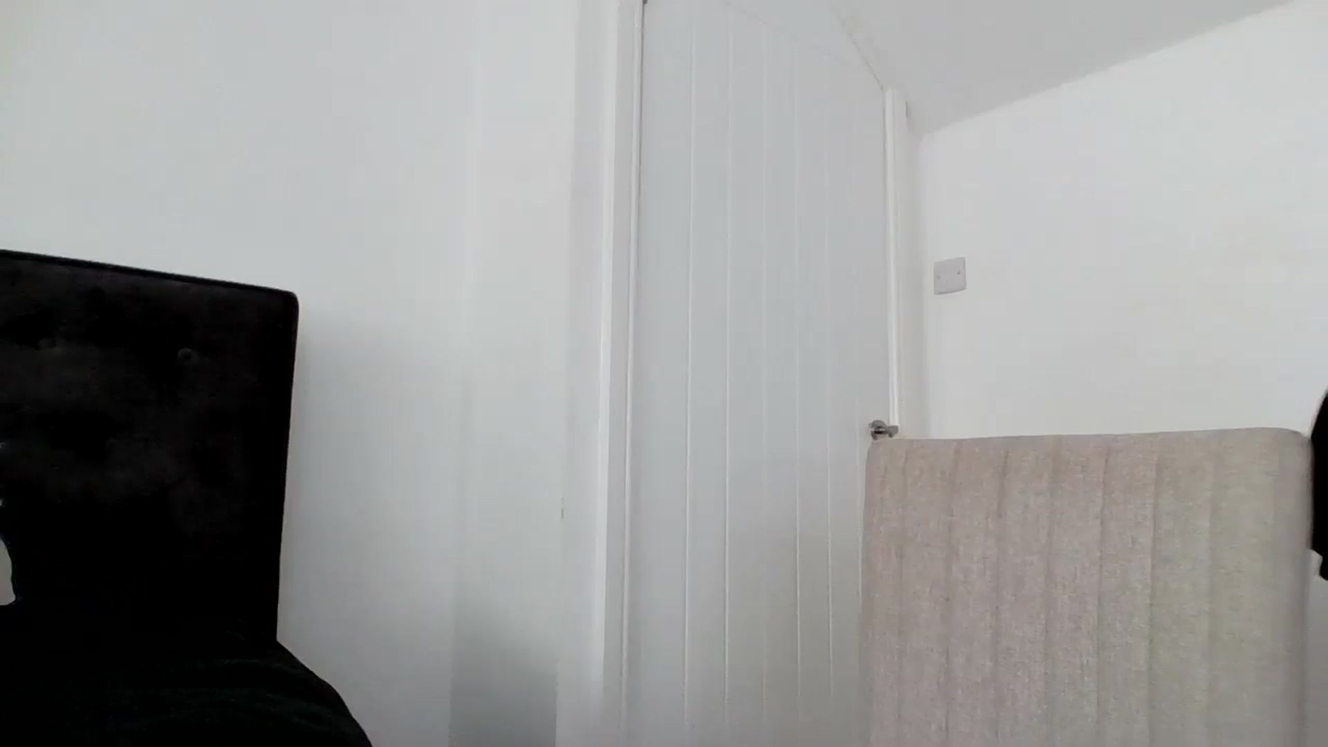 Gallery image thumbnail from MeganMiles's myfreecams stream on, 09/25/2025, 10:38 image 14 of 20