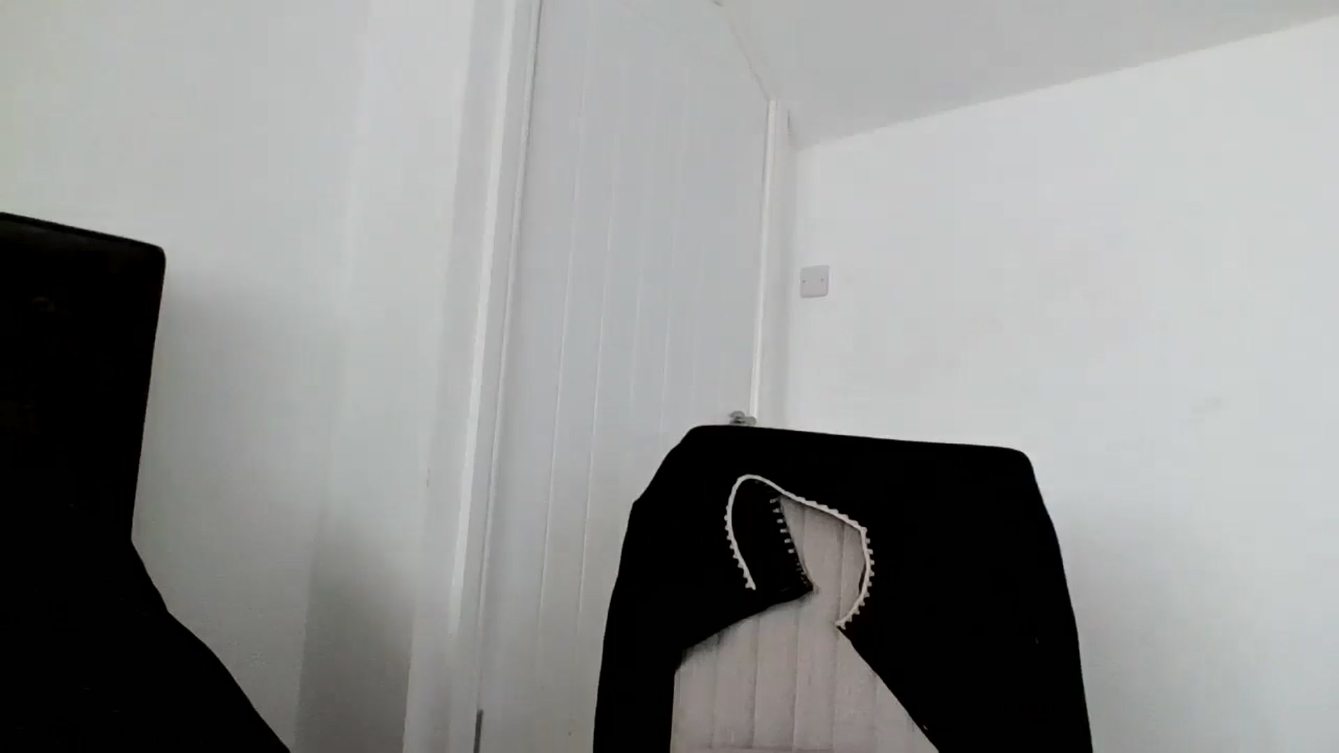 Gallery image thumbnail from MeganMiles's myfreecams stream on, 10/06/2025, 12:10 image 8 of 20