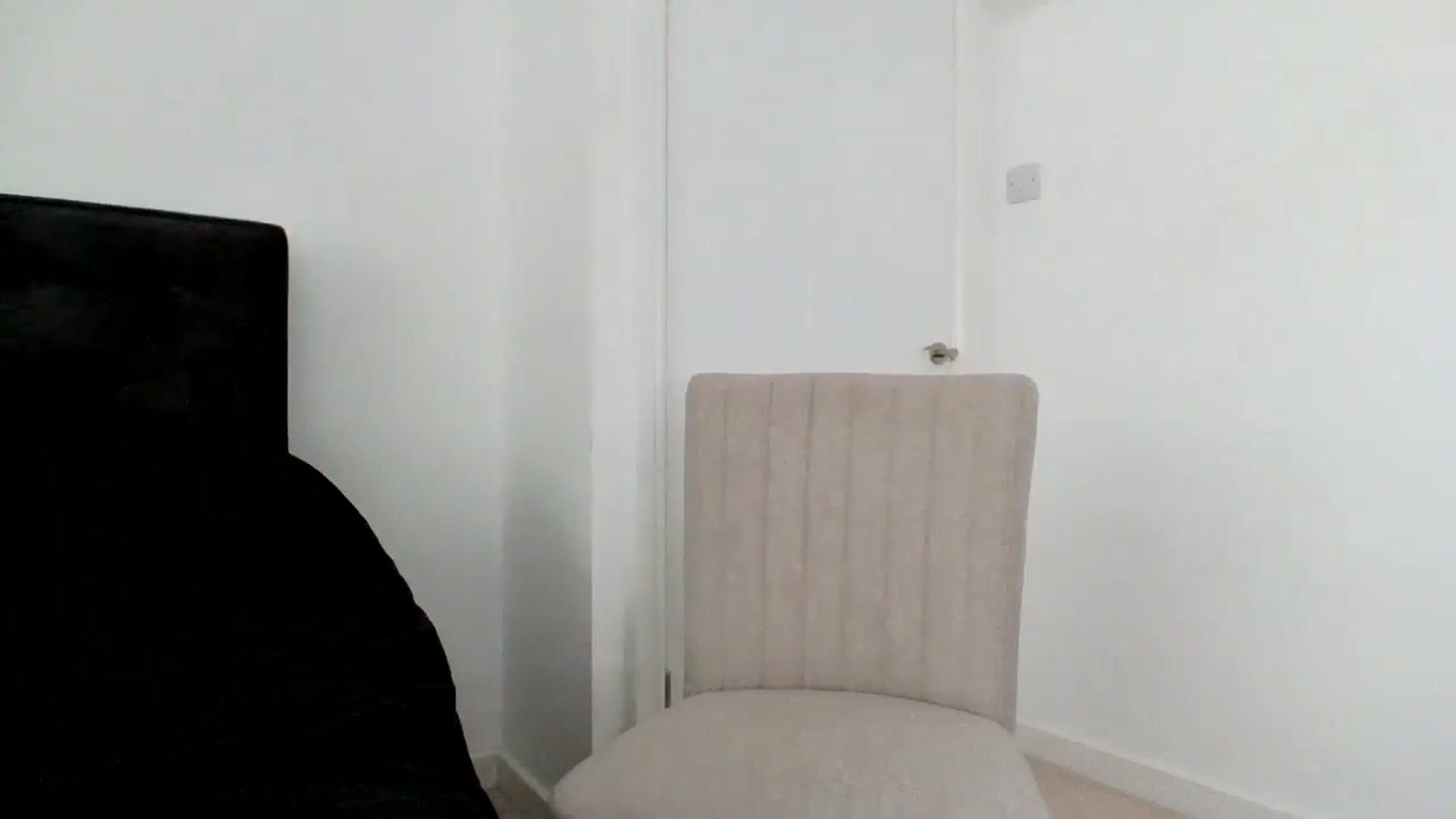 Gallery image thumbnail from MeganMiles's myfreecams stream on, 10/12/2025, 11:21 image 13 of 20