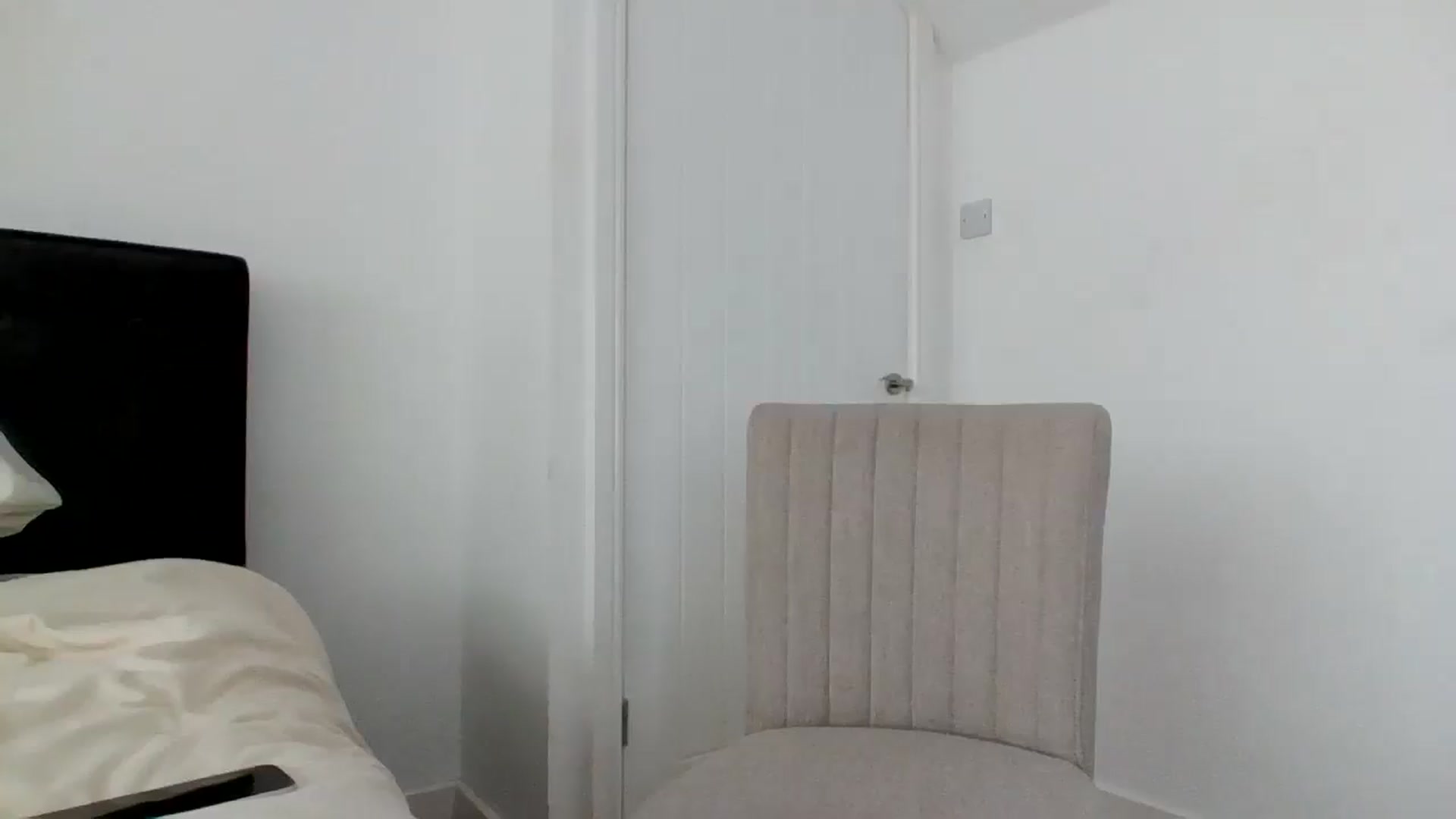 Gallery image thumbnail from MeganMiles's myfreecams stream on, 10/21/2025, 13:23 image 18 of 20