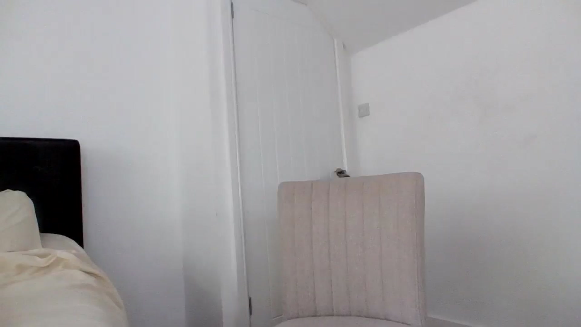 Gallery image thumbnail from MeganMiles's myfreecams stream on, 11/06/2025, 12:05 image 17 of 20