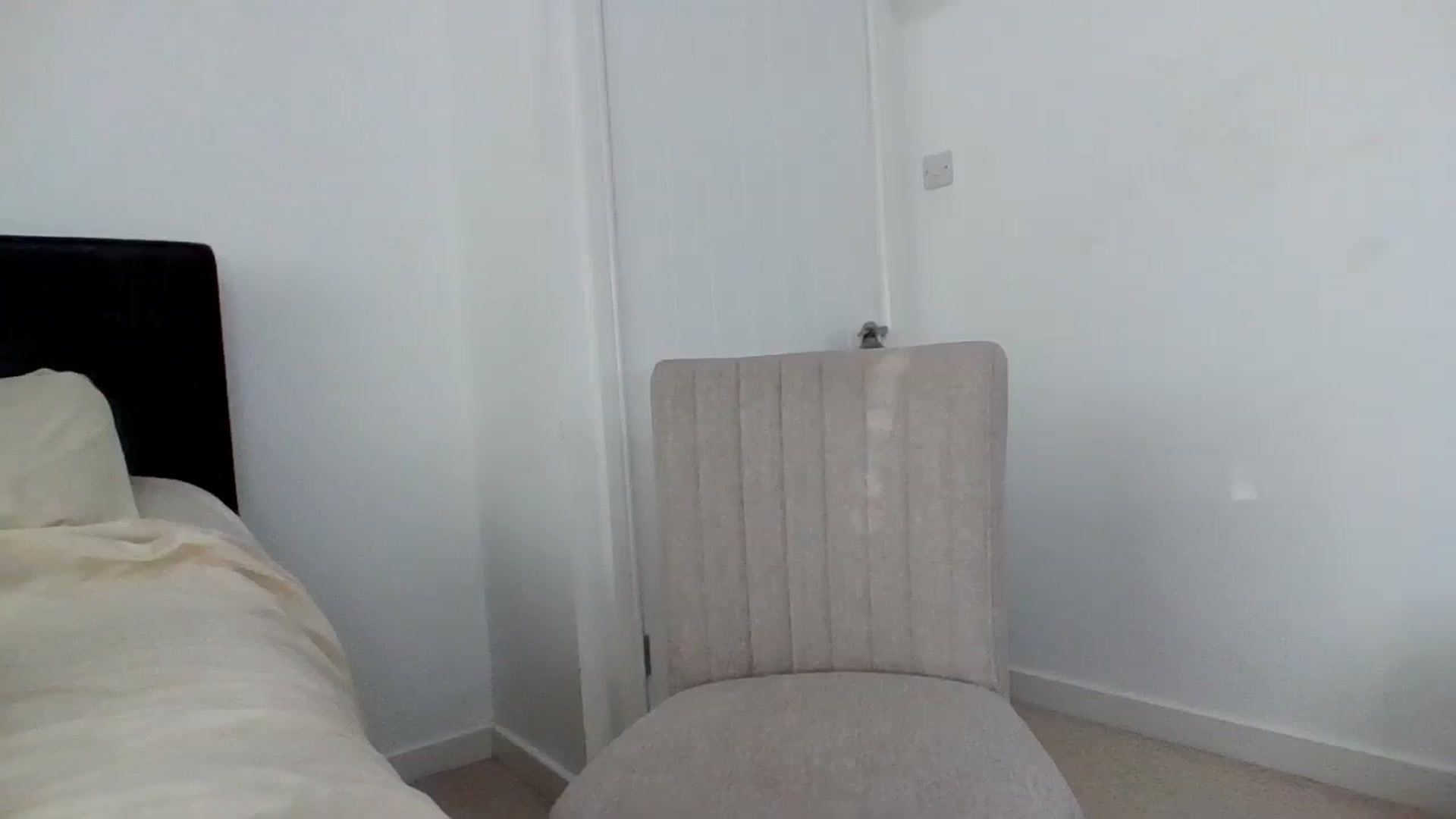 Gallery image thumbnail from MeganMiles's myfreecams stream on, 11/06/2025, 13:52 image 1 of 20