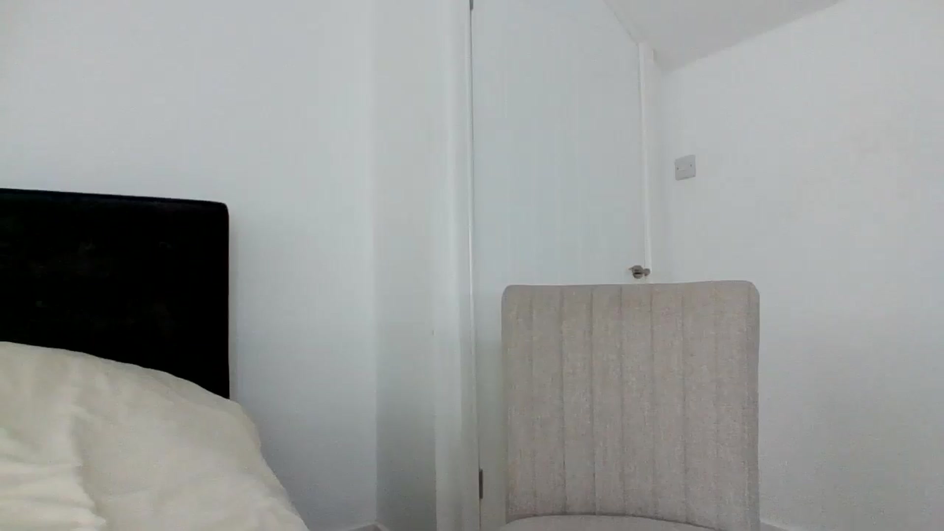 Gallery image thumbnail from MeganMiles's myfreecams stream on, 11/07/2025, 12:47 image 9 of 20