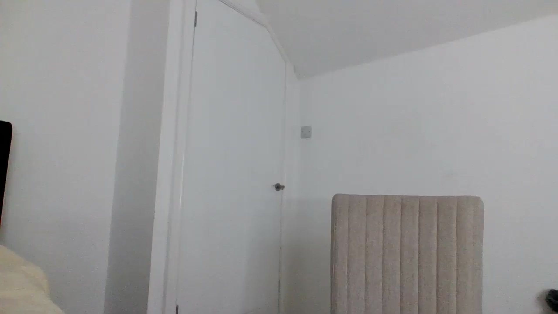 Gallery image thumbnail from MeganMiles's myfreecams stream on, 11/10/2025, 12:26 image 18 of 20