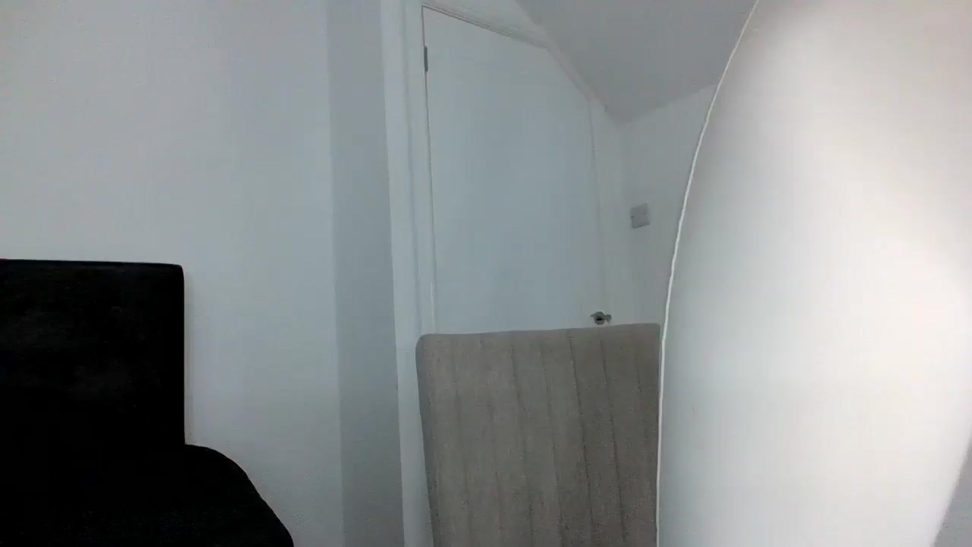 Gallery image thumbnail from MeganMiles's myfreecams stream on, 11/14/2025, 20:00 image 3 of 20